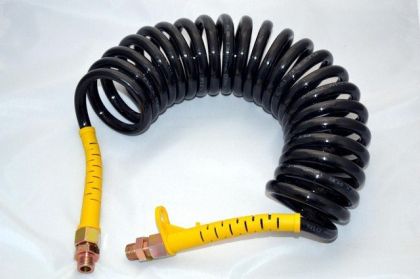 Маркуч за ремарке къдрав