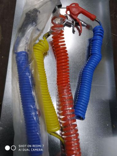 маркуч с пистолет почистване кабина