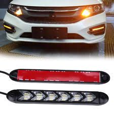 Дневни светлини с бягащ мигач DRL