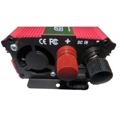 Висококачeствен инвертор за автомобил CEJ 12V - 220V, 500W