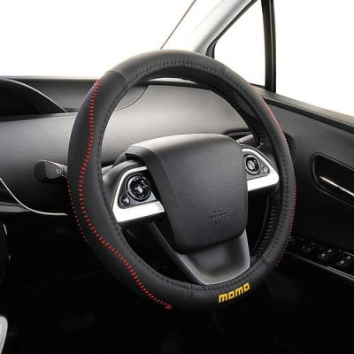 Калъф за волан MOMO черен с червен конец